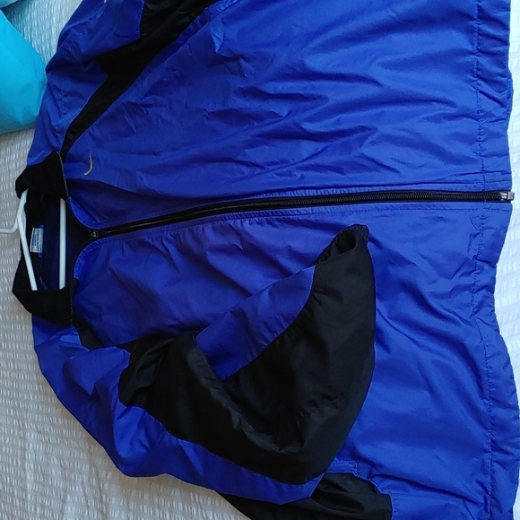 Men's XXL Vintage Nike Nylon Jacket - Picture 4 of 15